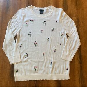 Ann Taylor Factory Knit Top Large Cream Embroidered Beaded Floral pattern